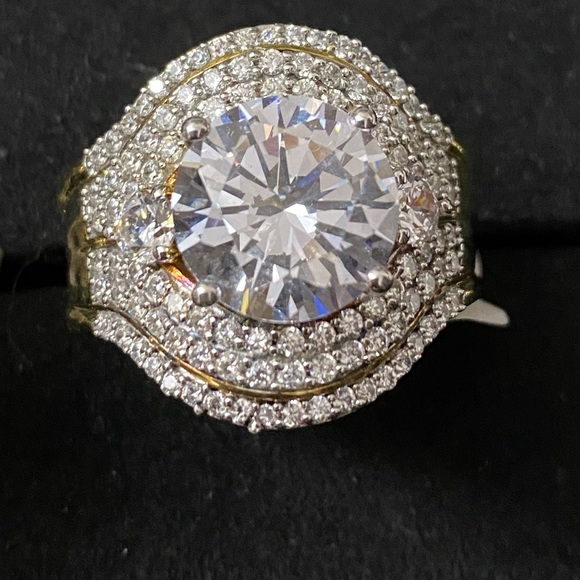 Watch Video / Sterling Silver 925 Opulent Cocktail 6-7 cttw Solitaire Ring - Picture 4 of 10